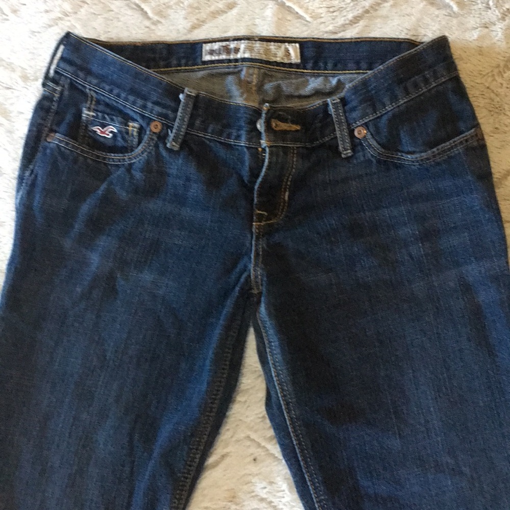 Hollister wide or boot jeans   Size 1s